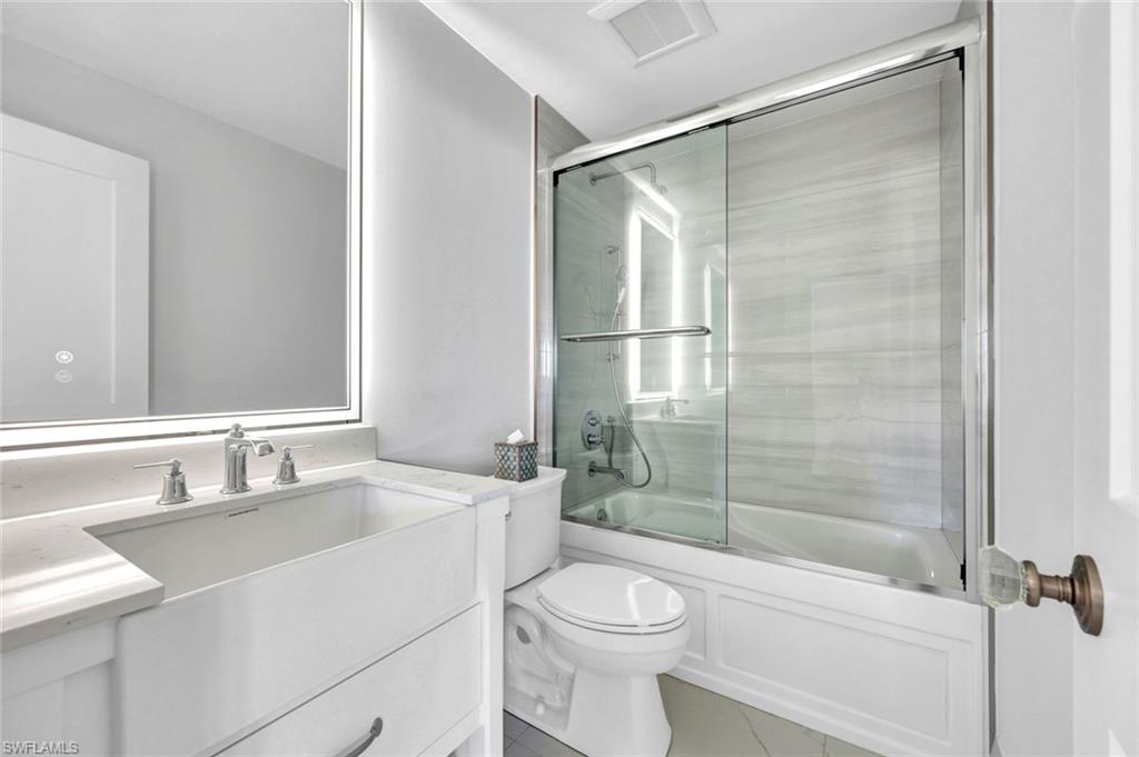 ROYAL PARK VILLAS - Residential