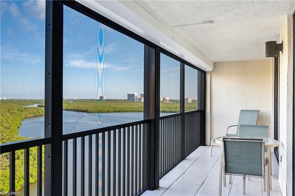 VANDERBILT SURF COLONY - Residential Lease