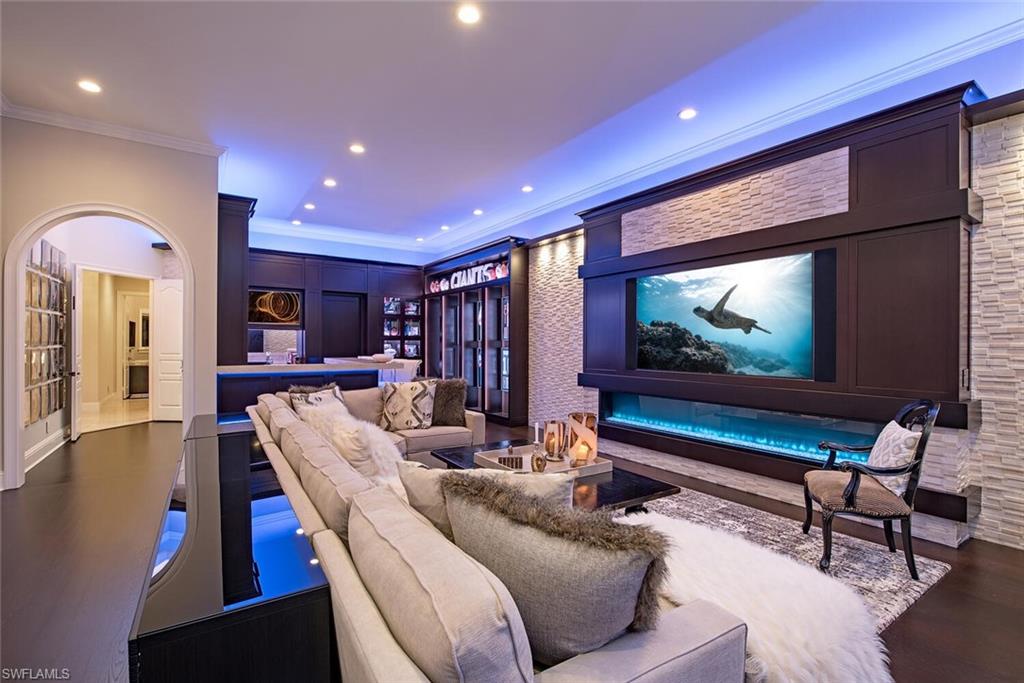 BAY LAUREL ESTATES - Residential