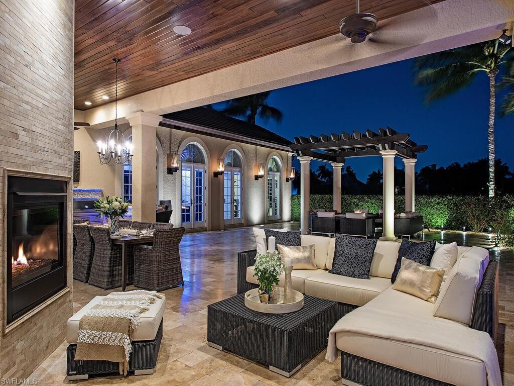 BAY LAUREL ESTATES - Residential