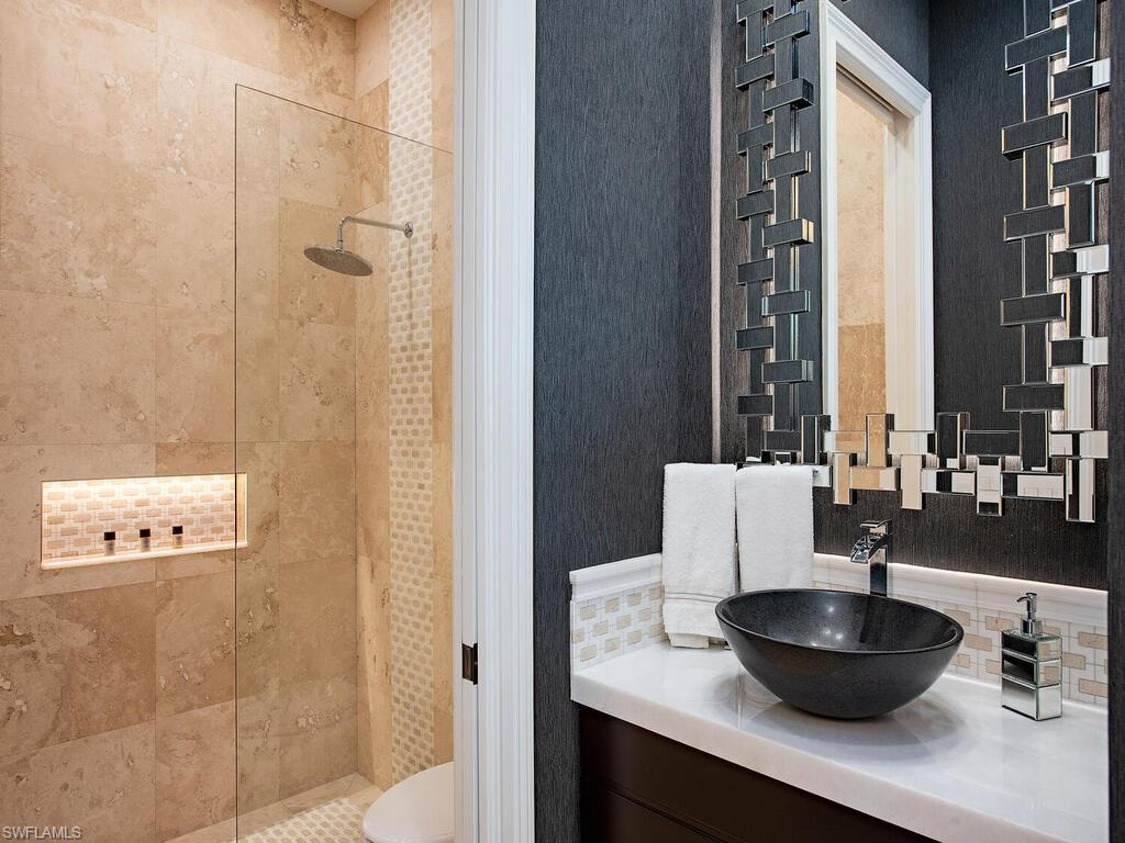 BAY LAUREL ESTATES - Residential