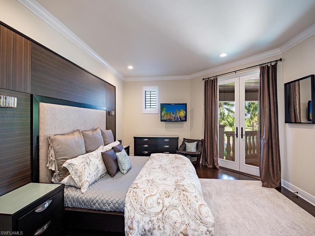 BAY LAUREL ESTATES - Residential