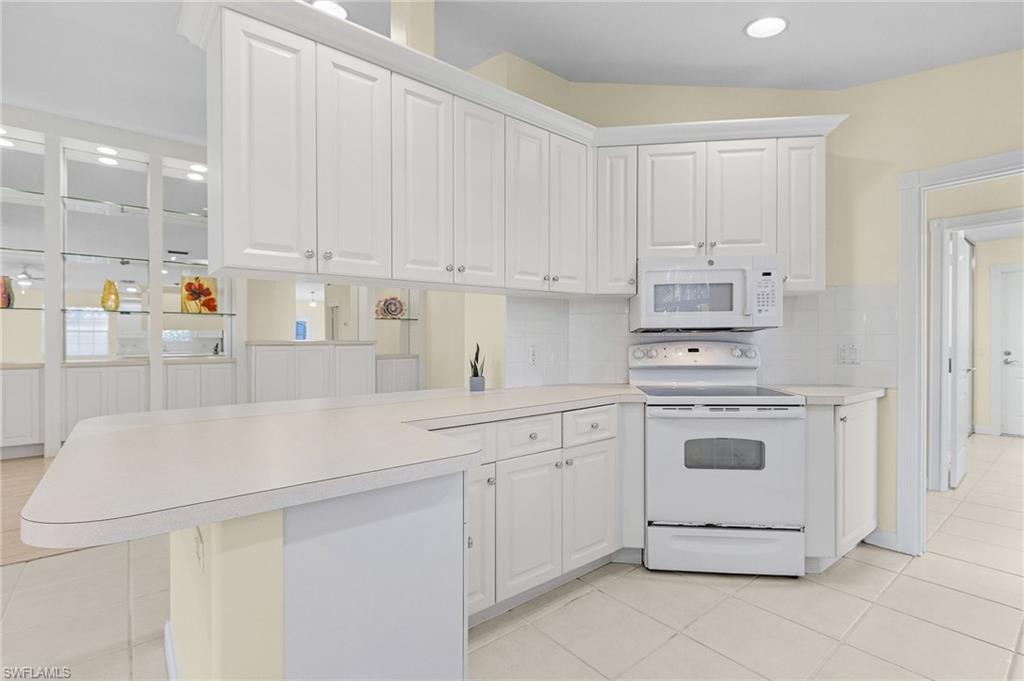 ISLAND WALK - Residential Lease