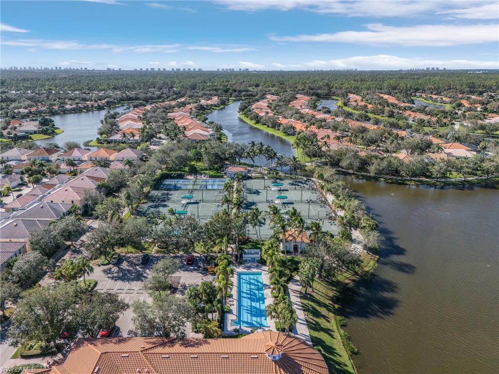 ISLAND WALK - Residential Lease