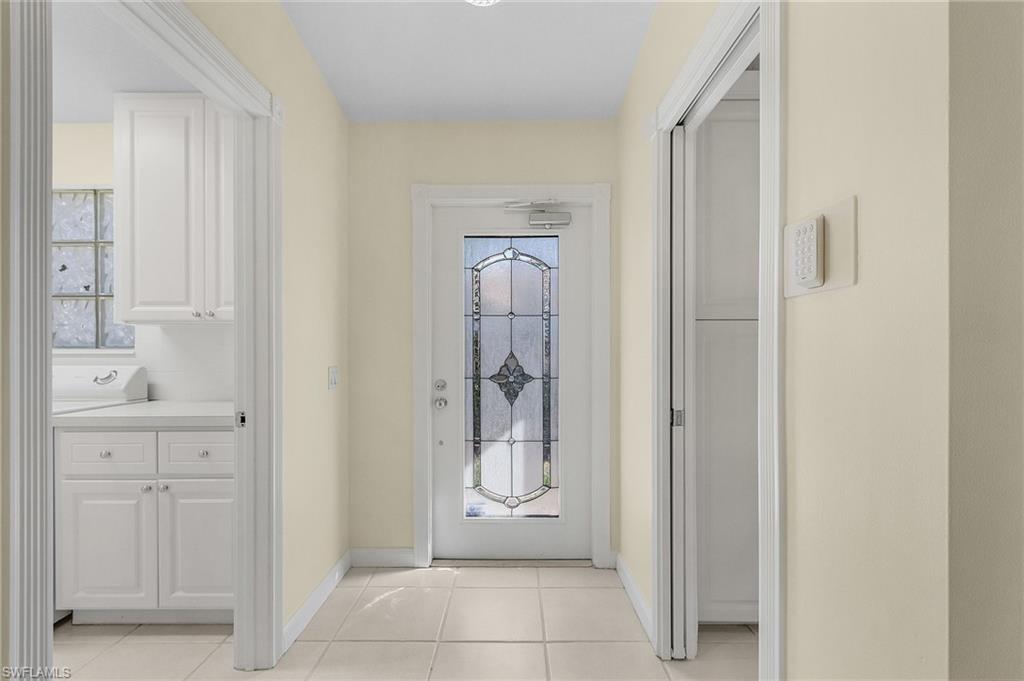 ISLAND WALK - Residential Lease