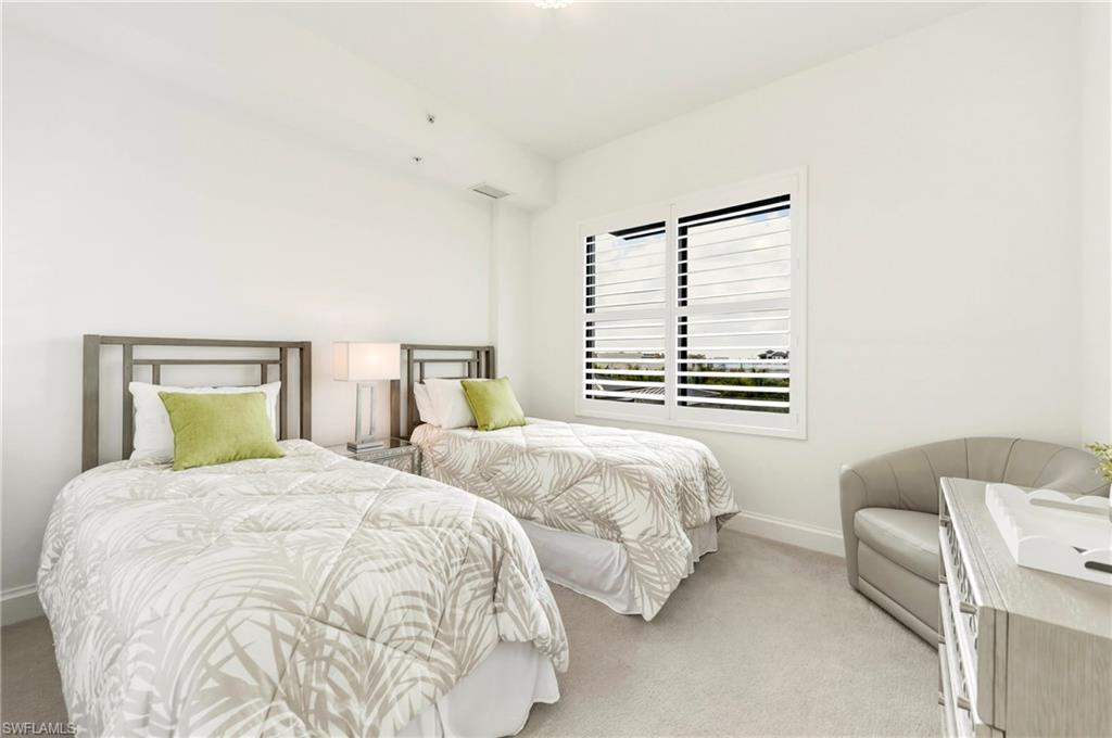 ELEVEN ELEVEN CENTRAL - Residential