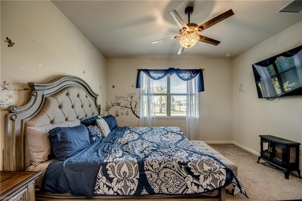 HAMPTON LAKES - Residential