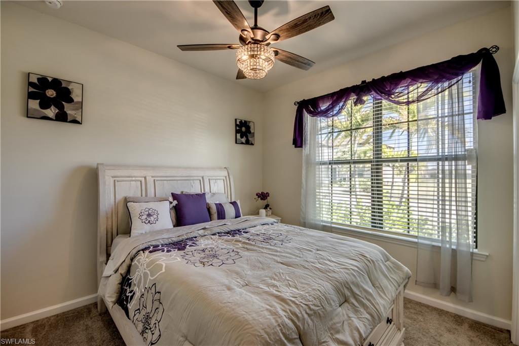 HAMPTON LAKES - Residential