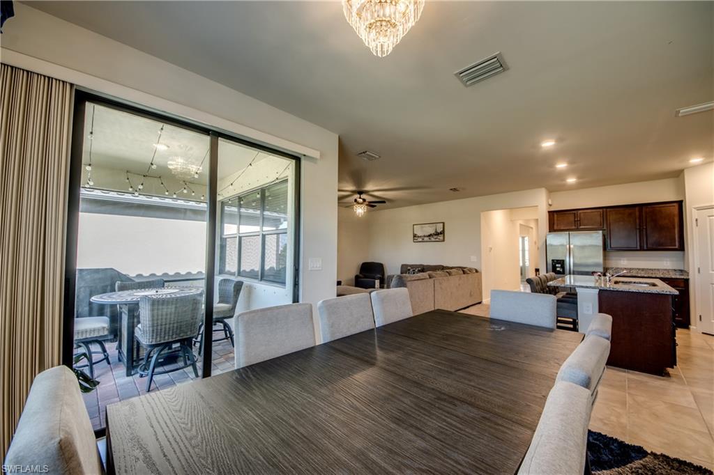 HAMPTON LAKES - Residential