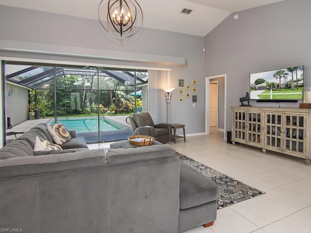 SAWGRASS OF NAPLES - Residential