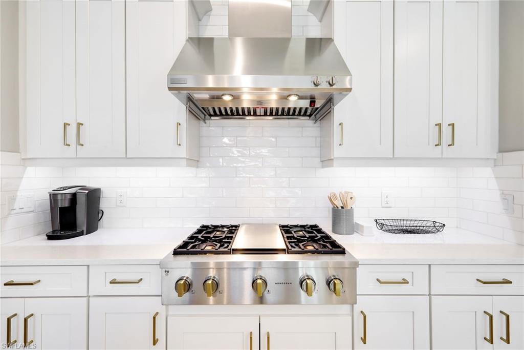 ESPLANADE LAKE CLUB - Residential Lease