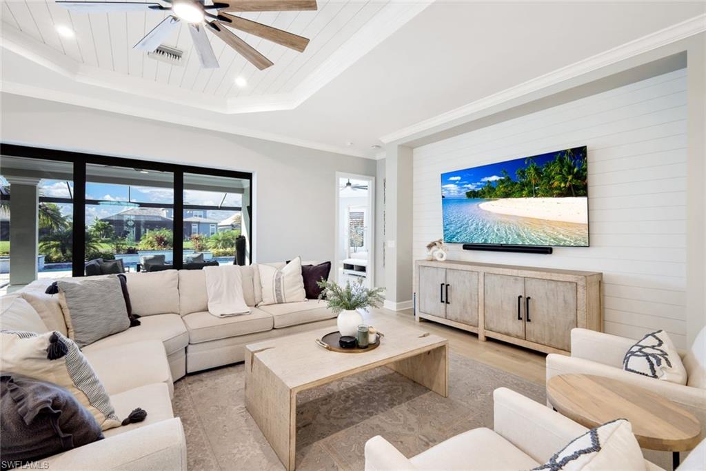 ESPLANADE LAKE CLUB - Residential Lease