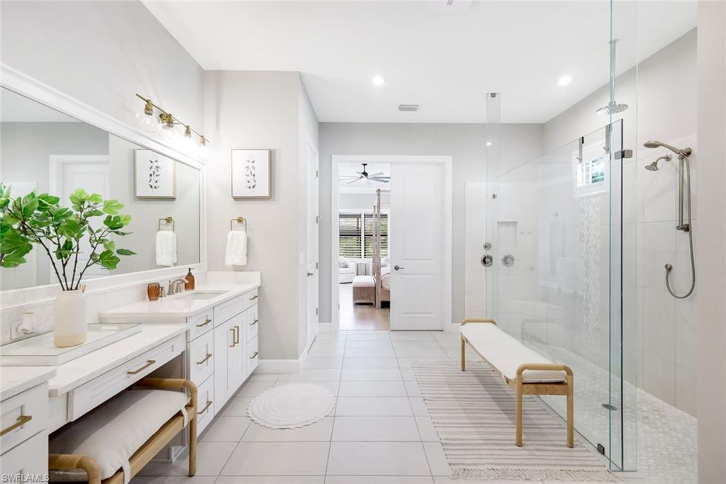 ESPLANADE LAKE CLUB - Residential Lease