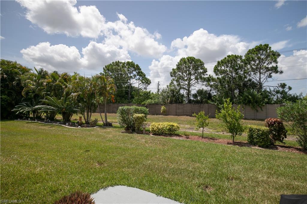 SABAL SPRINGS GOLF AND RACQUET CLUB - Residential