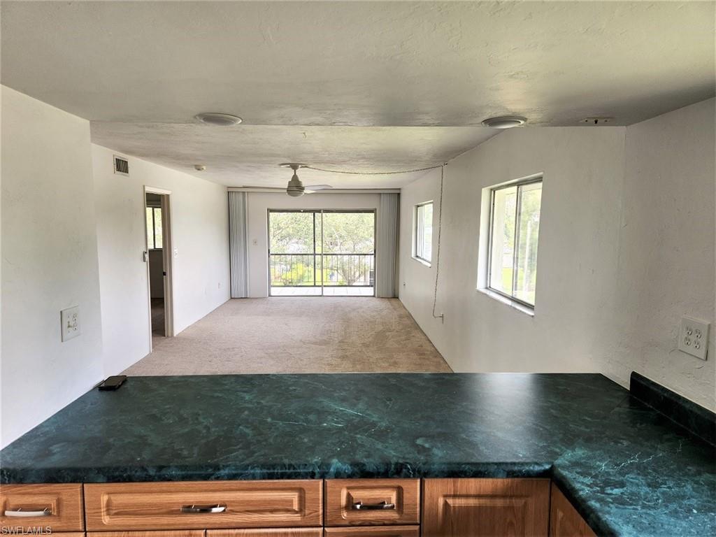 CARLTON HOUSE - Residential