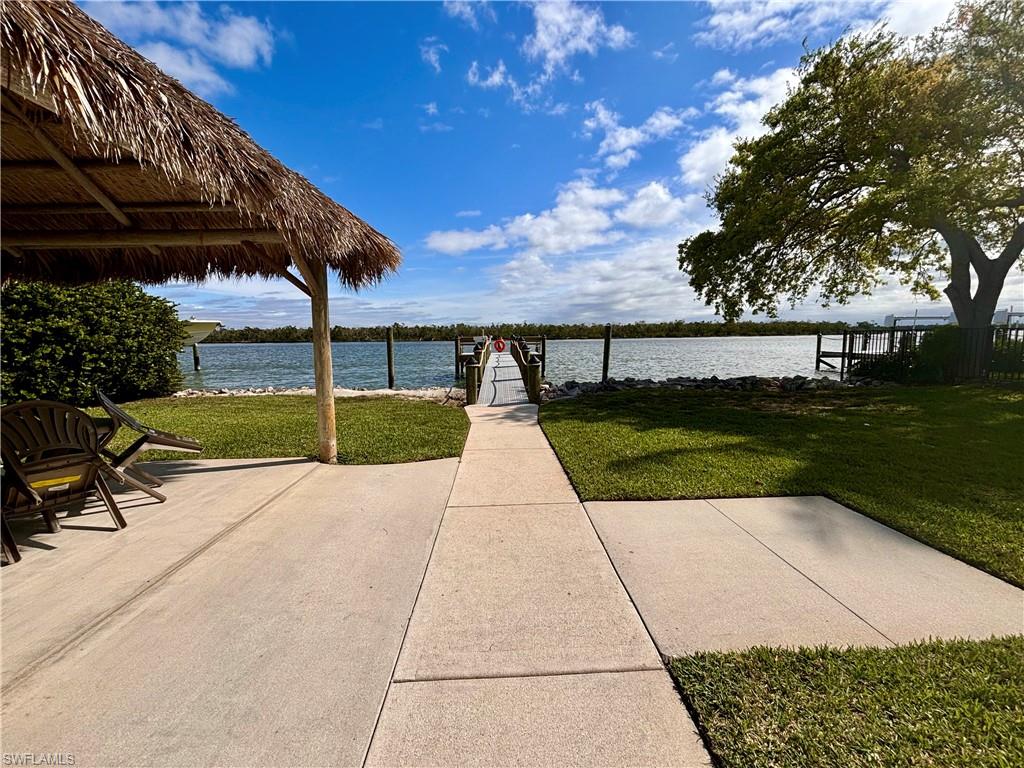 GULF ISLAND MANOR - Land