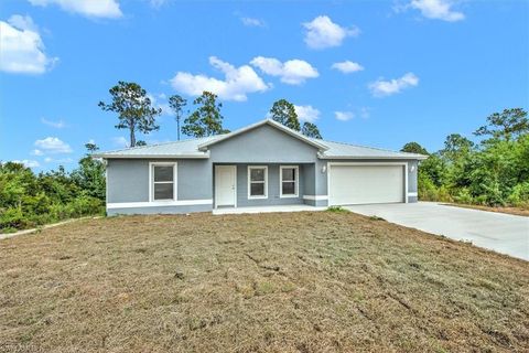 Single Family Residence in CLEWISTON FL 555 Yeehaw AVE.jpg