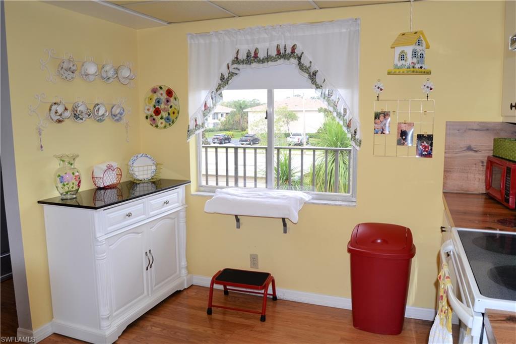 NAPLES SUNRISE - Residential