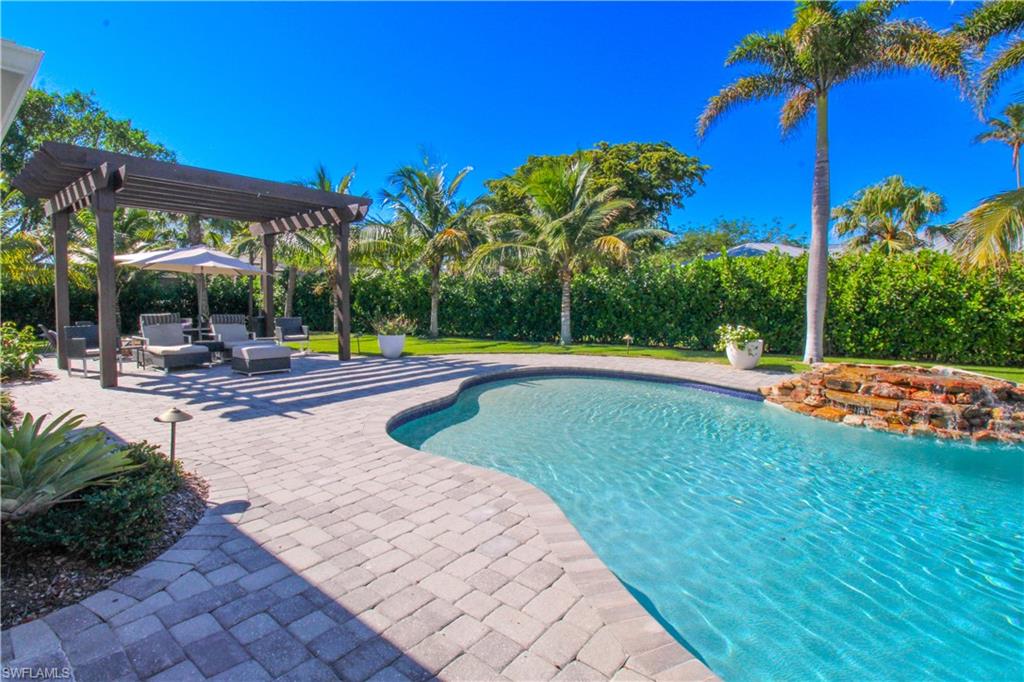 COQUINA SANDS - Residential Lease