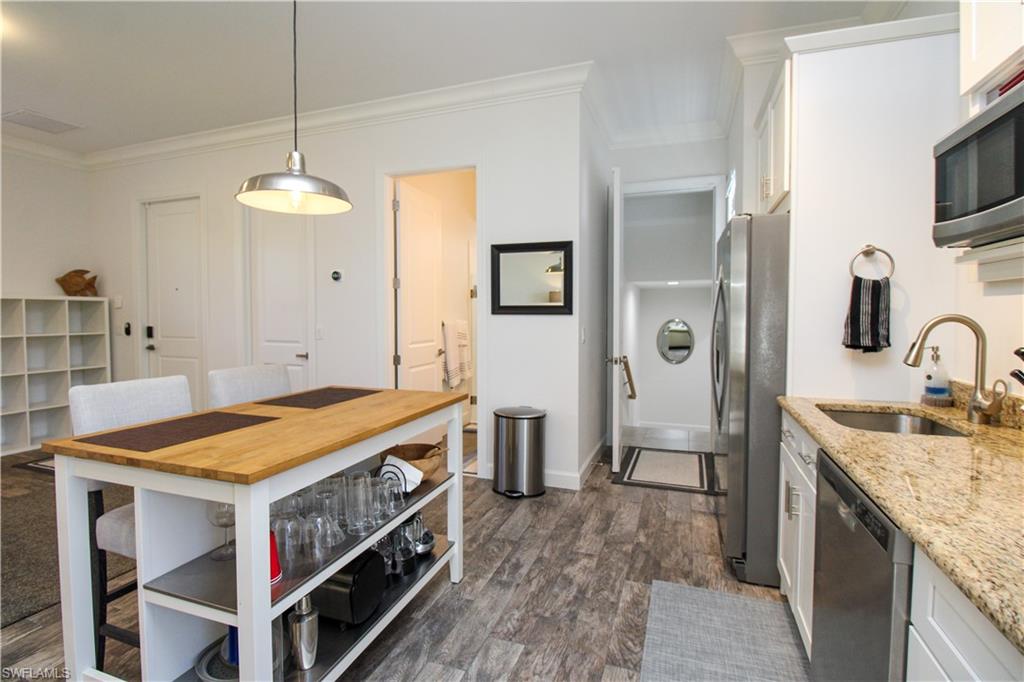 COQUINA SANDS - Residential Lease