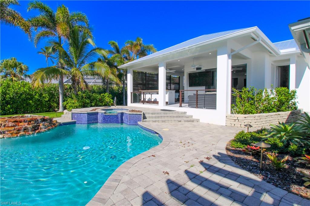 COQUINA SANDS - Residential Lease