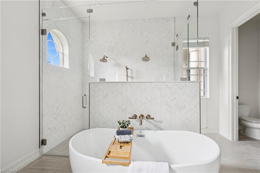 RIDGE LAKE - Residential