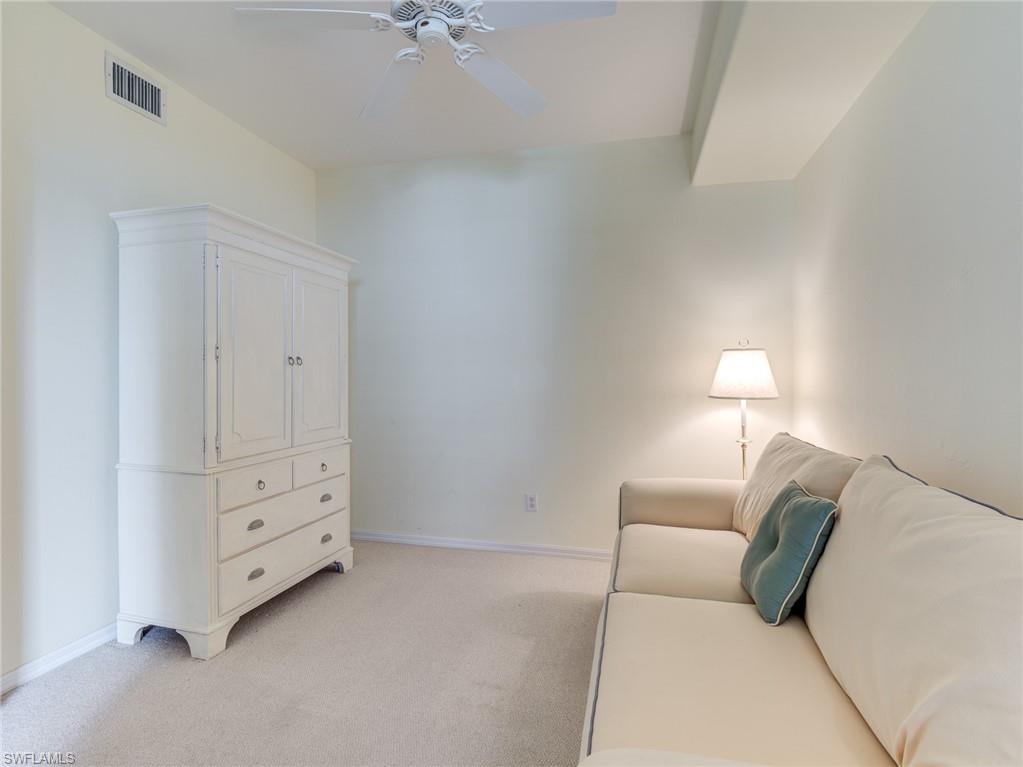 HIDDEN LAKES - Residential