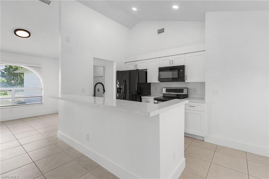 SAN CARLOS PARK - Residential