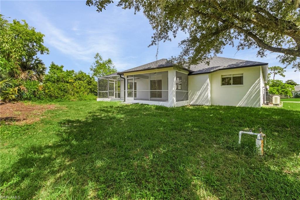 SAN CARLOS PARK - Residential