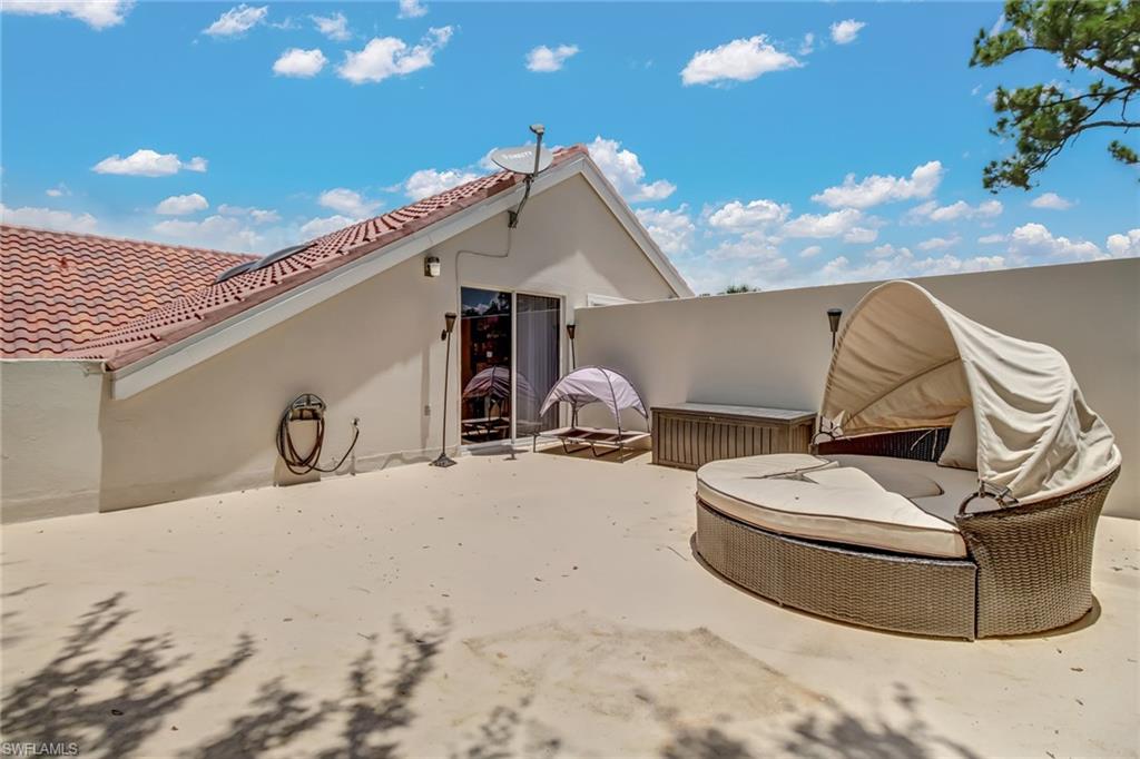 QUAIL WOODS COURTYARDS - Residential