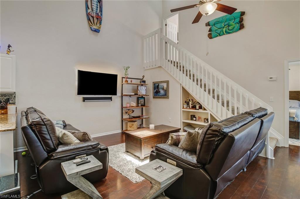 QUAIL WOODS COURTYARDS - Residential