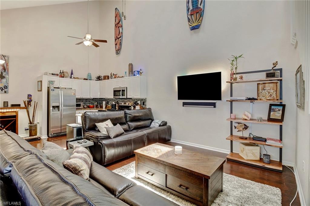 QUAIL WOODS COURTYARDS - Residential