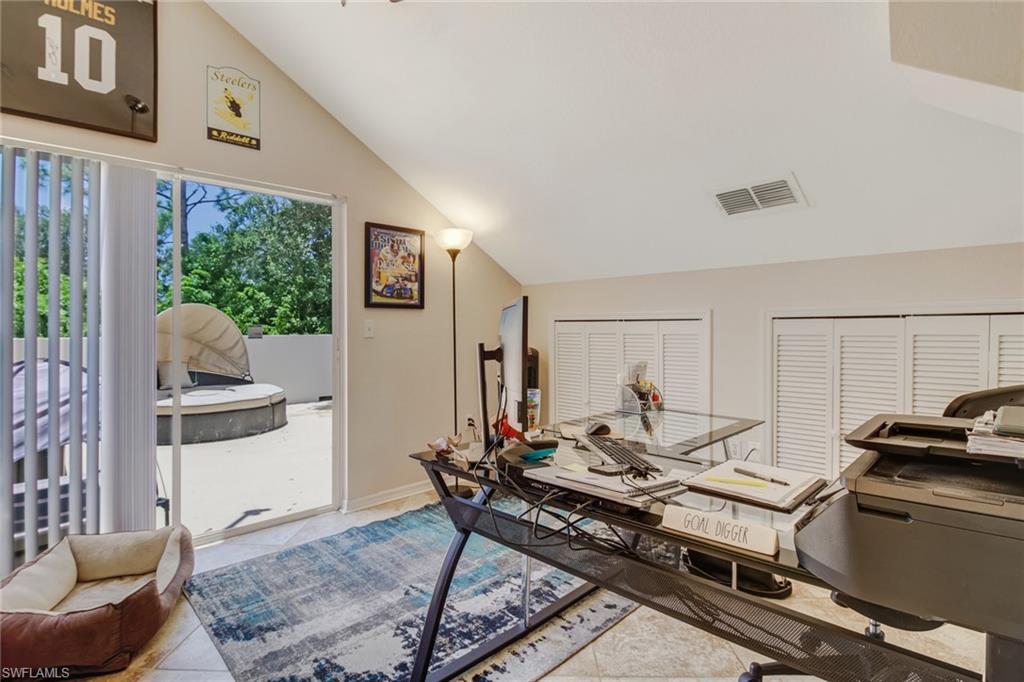 QUAIL WOODS COURTYARDS - Residential