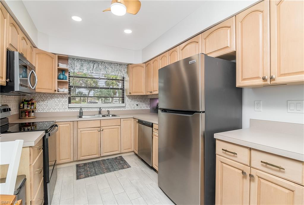 COURTYARDS OF CAPE CORAL NORTH - Residential