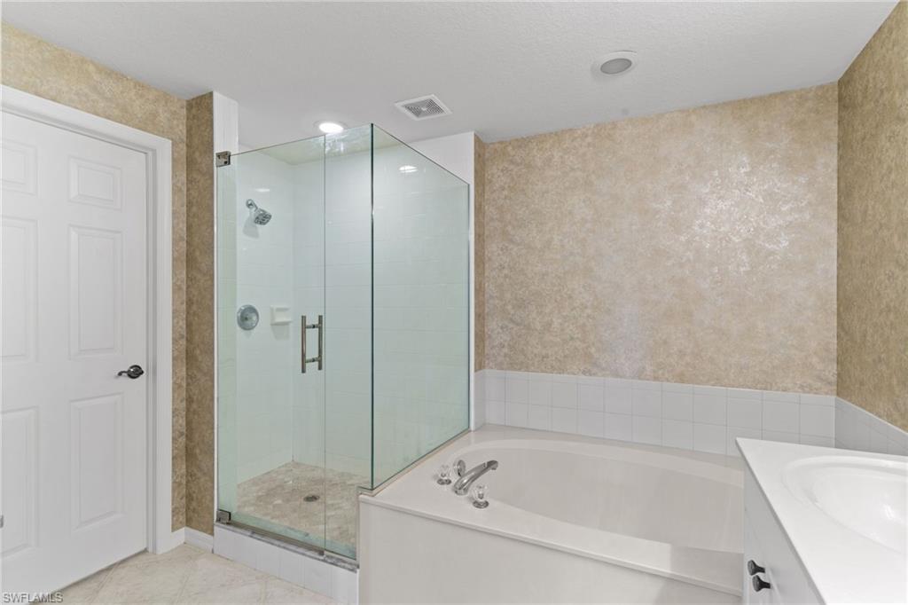 SANDPIPER ISLE - Residential