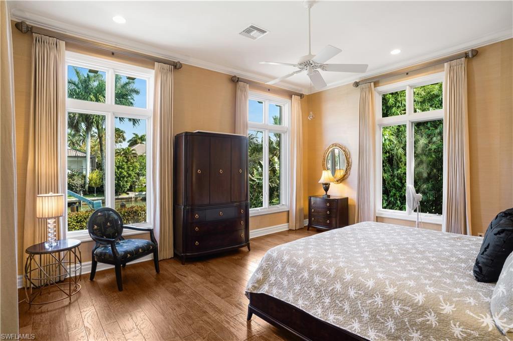 AQUALANE SHORES - Residential