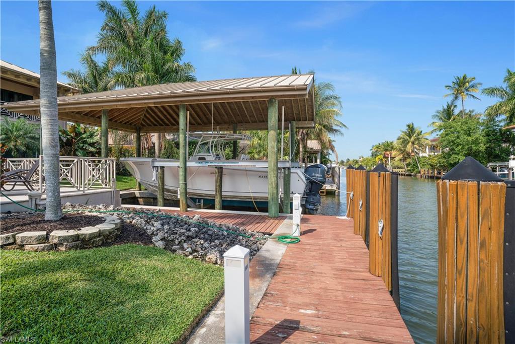 AQUALANE SHORES - Residential