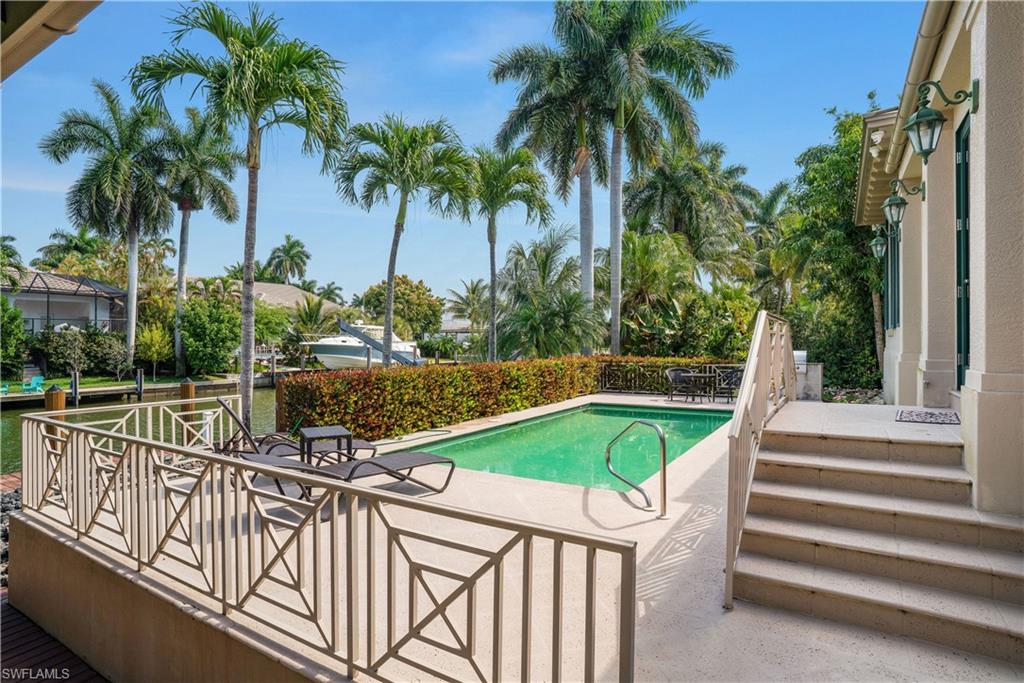 AQUALANE SHORES - Residential