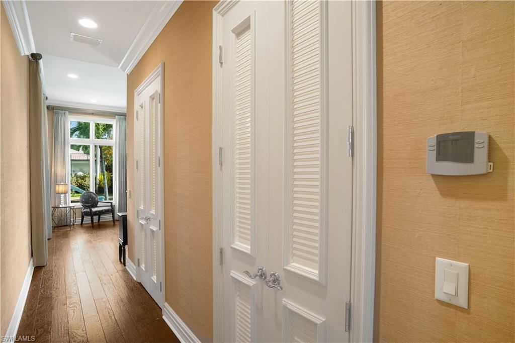 AQUALANE SHORES - Residential