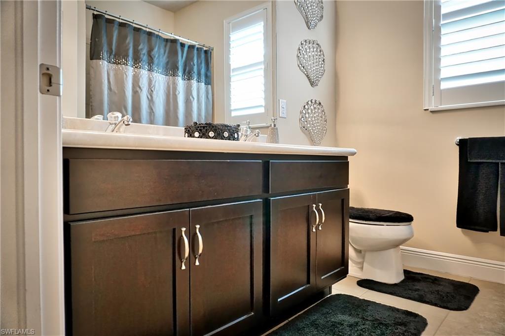 BONITA LAKES - Residential