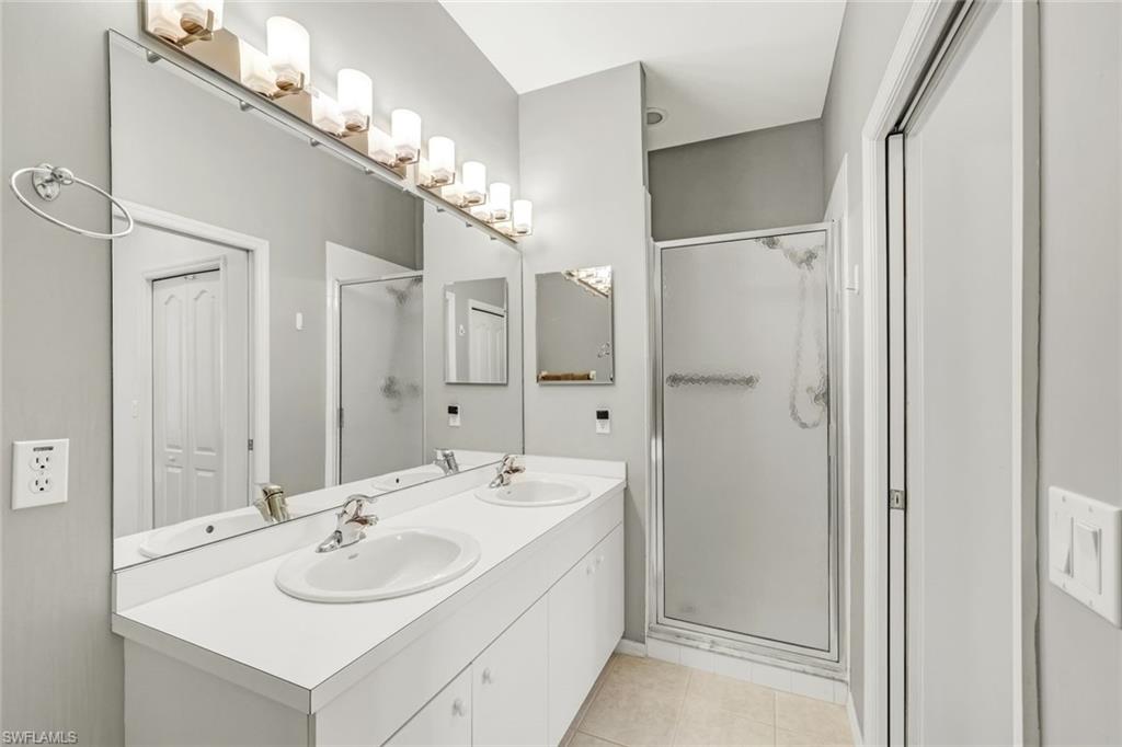 CYPRESS TRACE - Residential