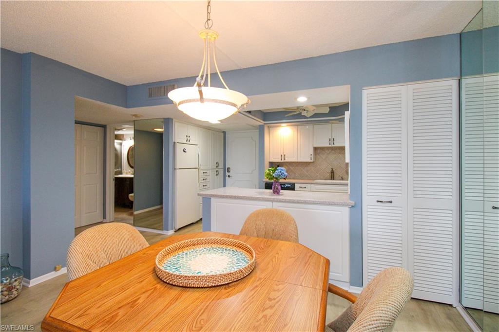 VANDERBILT TOWERS - Residential Lease