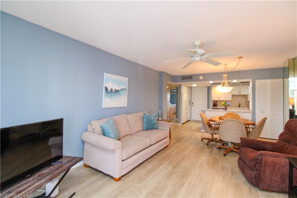 VANDERBILT TOWERS - Residential Lease