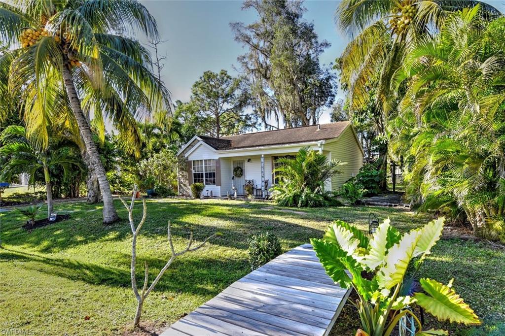 SAN CARLOS PARK - Residential