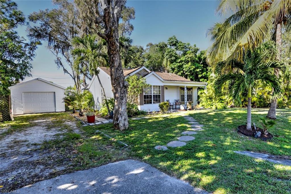 SAN CARLOS PARK - Residential