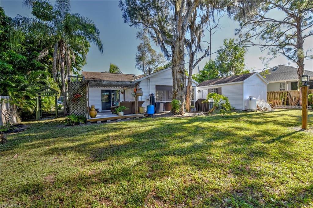 SAN CARLOS PARK - Residential