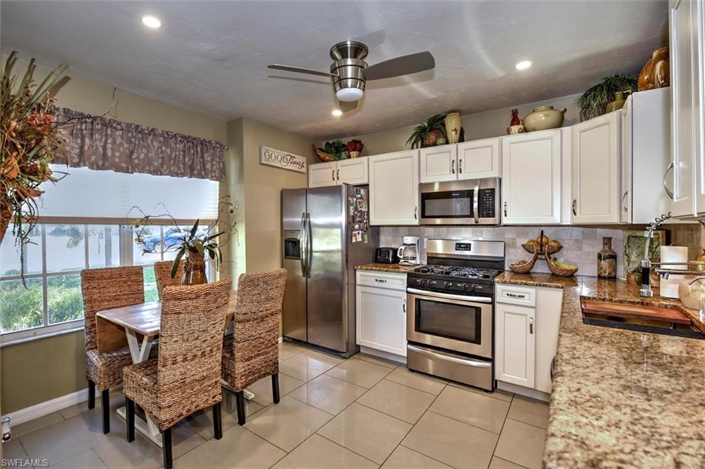 SAN CARLOS PARK - Residential