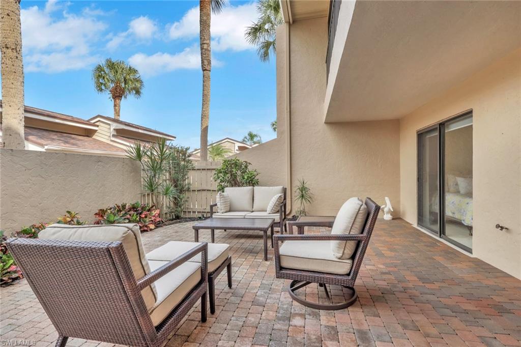 FOX HOLLOW - Residential