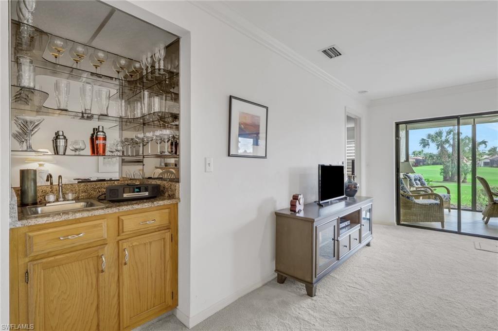 FOX HOLLOW - Residential