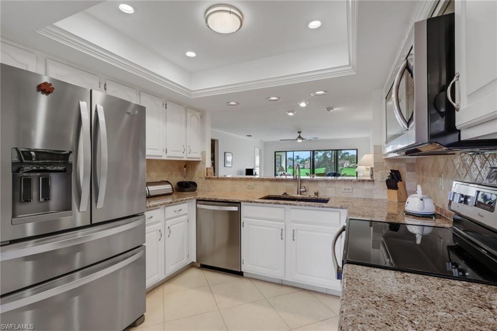 FOX HOLLOW - Residential